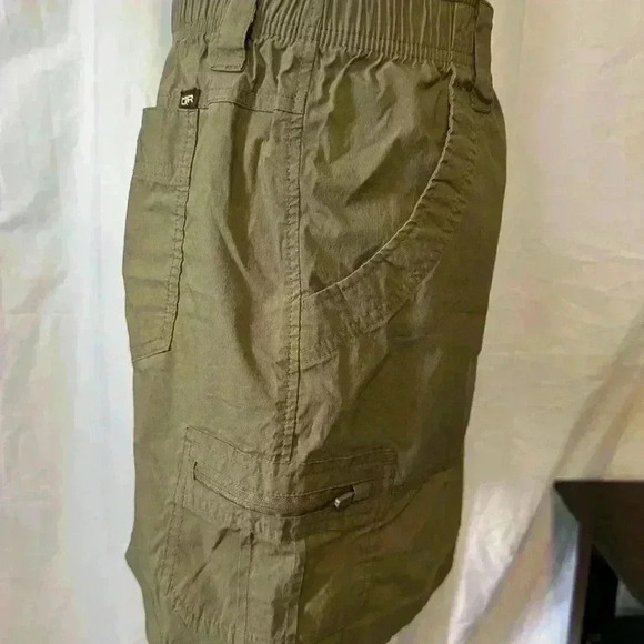 EUC CQR Cargo Shorts Men’s Size XL. Olive Green. 5” Inseam - Picture 2 of 7
